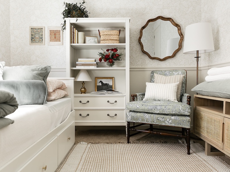 Sky Crossing Guest Room